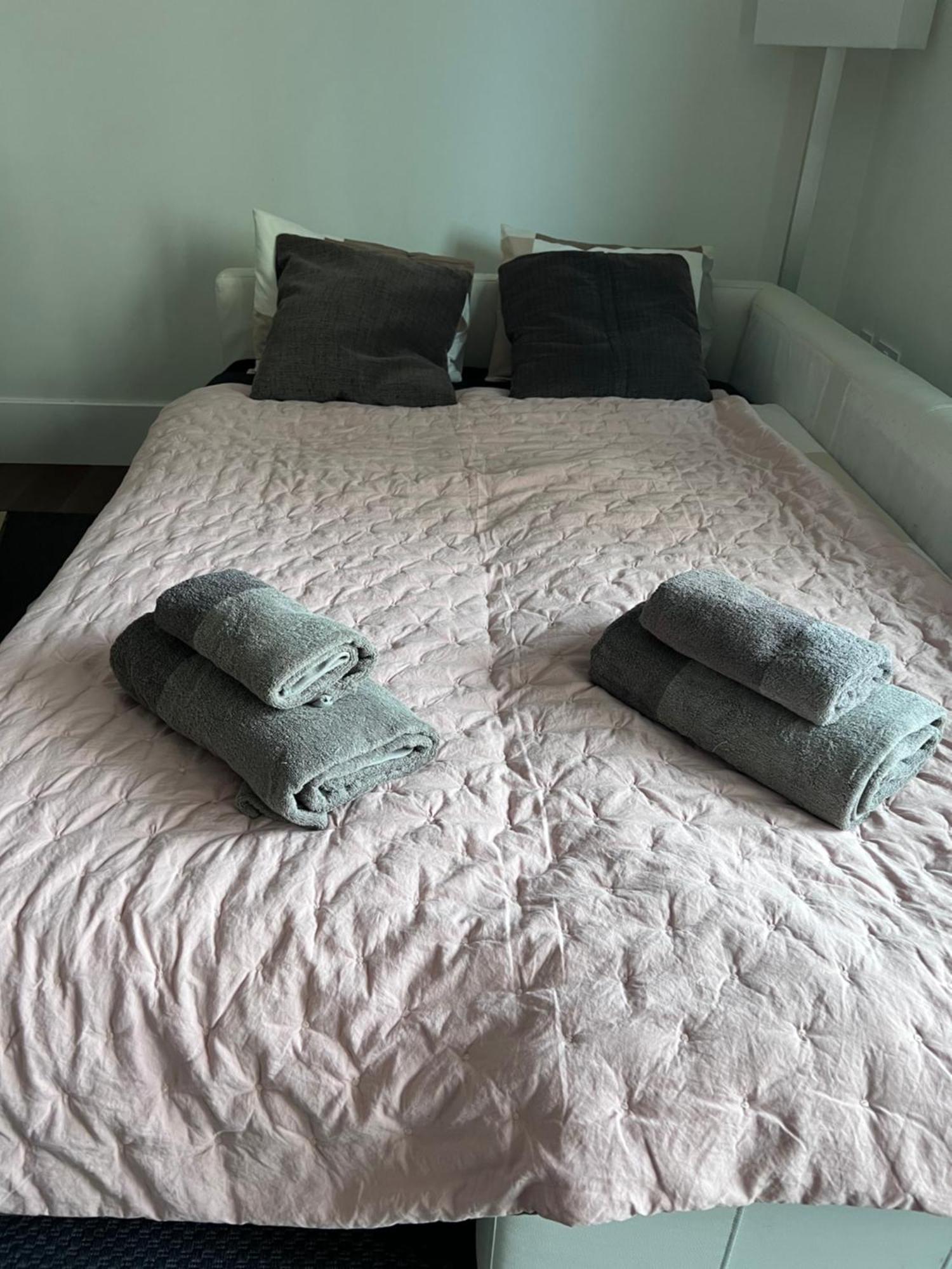 Deluxe 1-Bed Apartment In The City Centre Gibraltar Ngoại thất bức ảnh